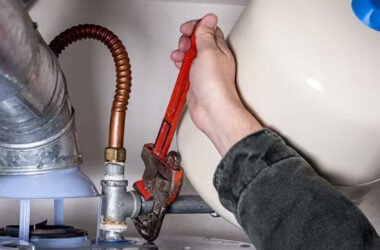 7-signs-your-water-heater-needs-replacement-1