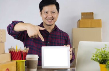 How E-Commerce Became a Common Way of Shopping and Which Products Consumers Increasingly Buy Online