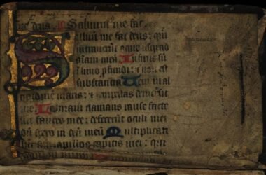 incfidelibus — medieval Latin manuscript page behind the misspelled word
